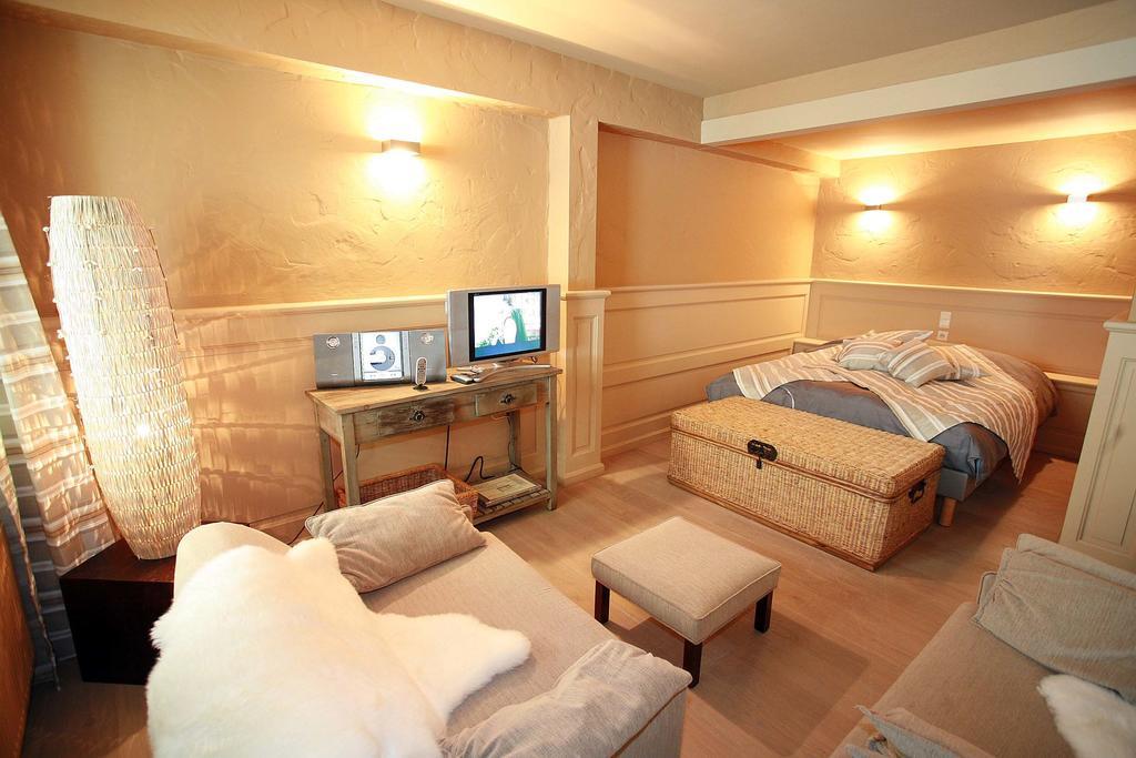 ホテル Residentie De Laurier クノック・ヘイスト エクステリア 写真